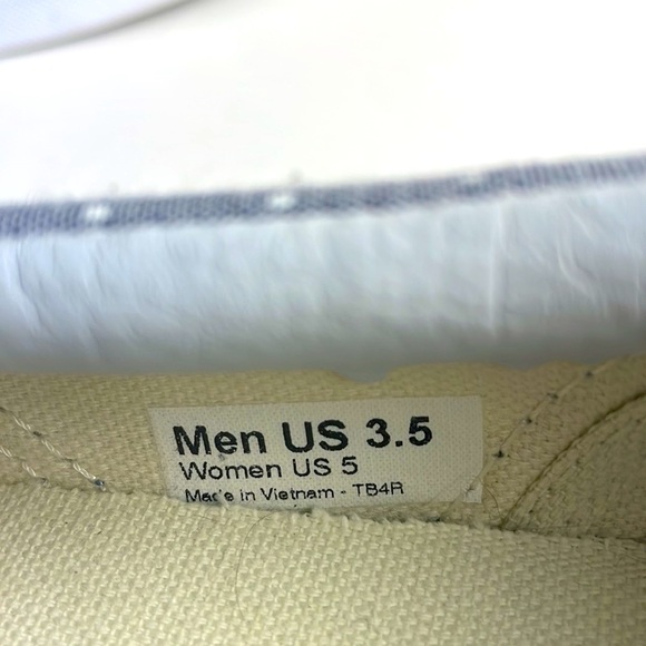 VANS•CLASSIC SLIP ON•GRAY•WHITE POLKA DOT•WOMENS 5 - Picture 5 of 5